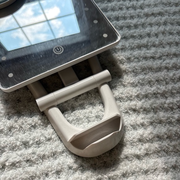 LED Vanity Mirror with Magnifying Attachment - Picture 2 of 7